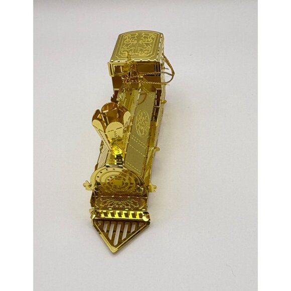 Vintage Train Christmas Ornament Gold Tone Locomotive Filagree Railfan - Picture 4 of 8